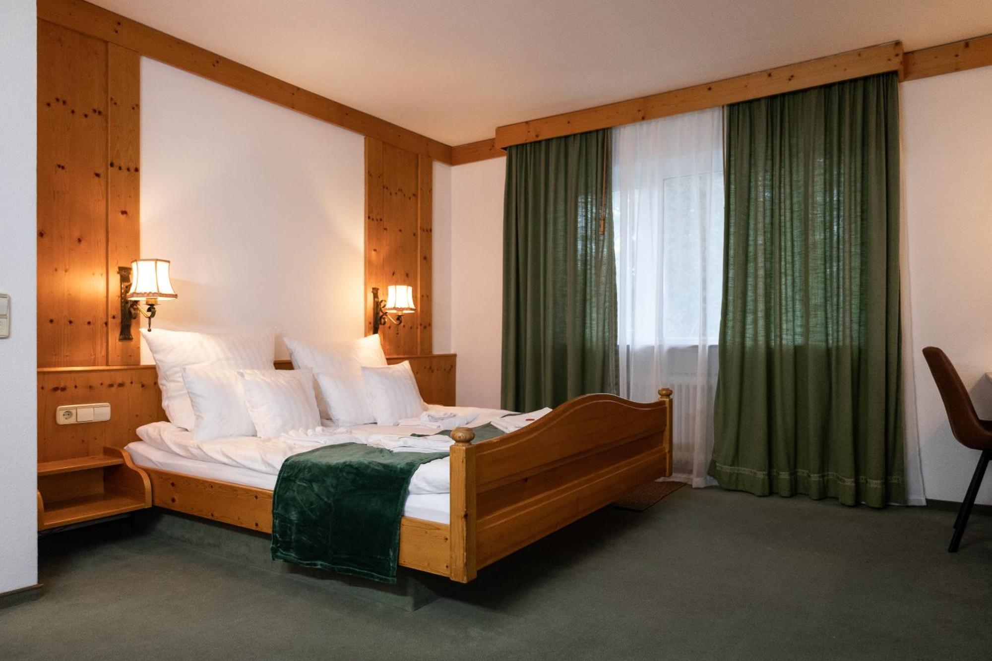 Hotel Zum See, Titisee Dış mekan fotoğraf