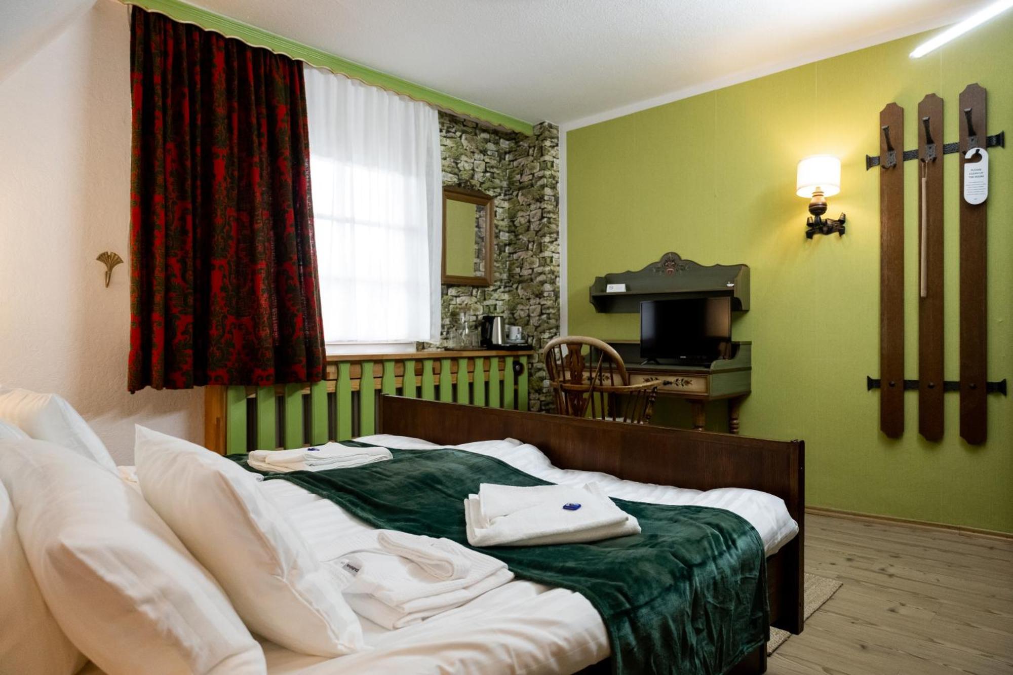 Hotel Zum See, Titisee Dış mekan fotoğraf